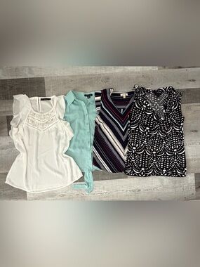 Sleeveless Blouse Bundle Size M